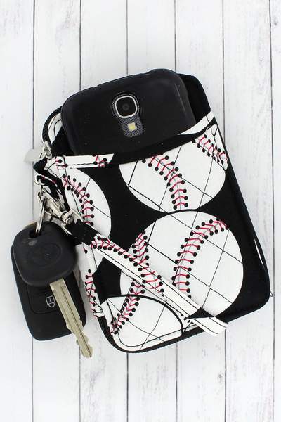 BASEBALL QUILTED WRISTLET