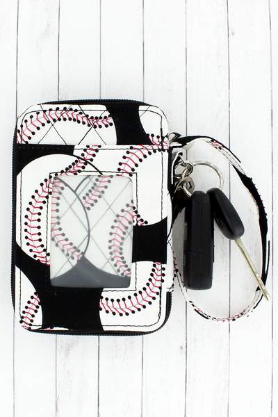BASEBALL QUILTED WRISTLET