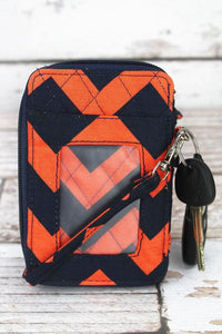 NAVY AND ORANGE CHEVRON QUILTED WRISTLET
